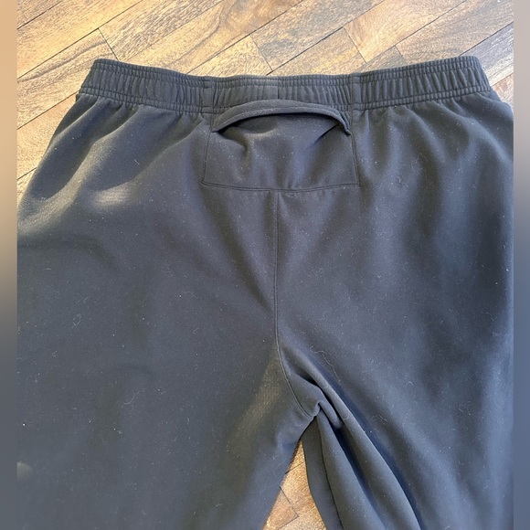 Nike Lightweight Performance Joggers. Men’s size XL - Picture 3 of 3